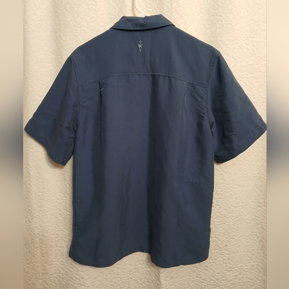 ScotteVest Men's Slate Blue Button Down Shirt - Picture 5 of 9